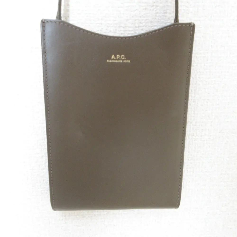 A.P.C. アーペーセー JAMIE レザー ネックポーチ クロスボディ ショルダーバッグ ブラウン