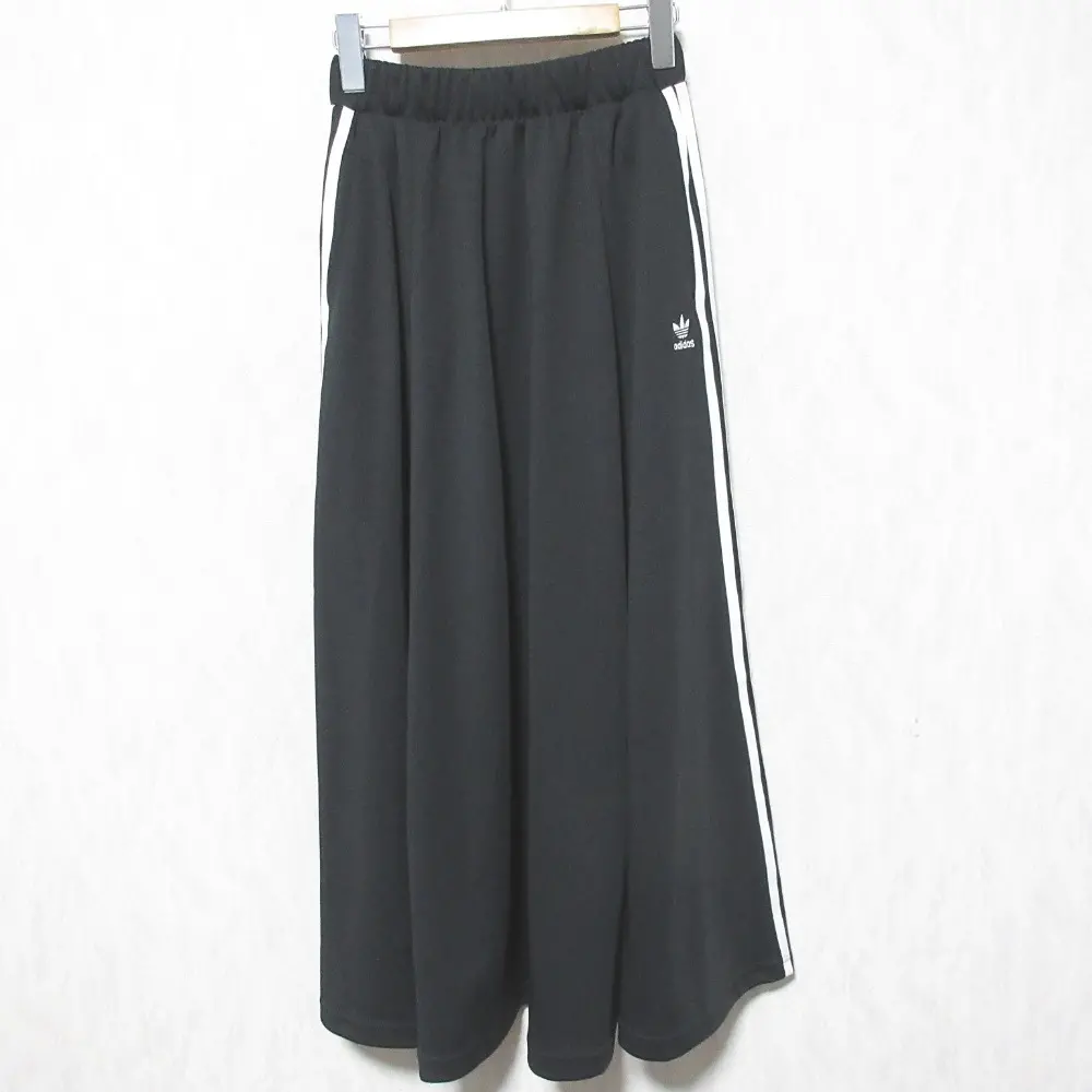 adidas originals アディダスオリジナルス W SST SKIRT スリーストライプ イージー フレア ロングスカート IU4821 S ブラックの買取実績【2024年12月買取】
