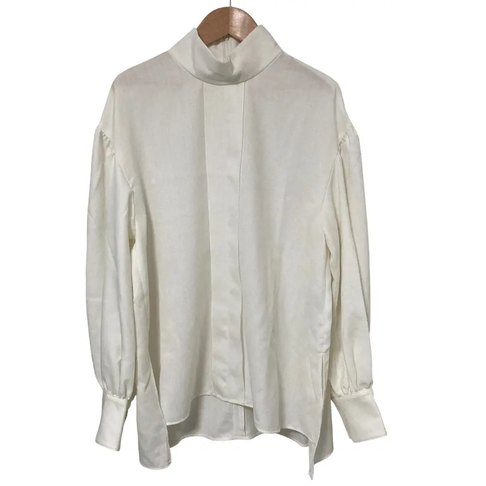 24AW ADORE アドーア ベーシックアムンゼンブラウス 38サイズ ホワイトの買取実績【2025年10月買取】