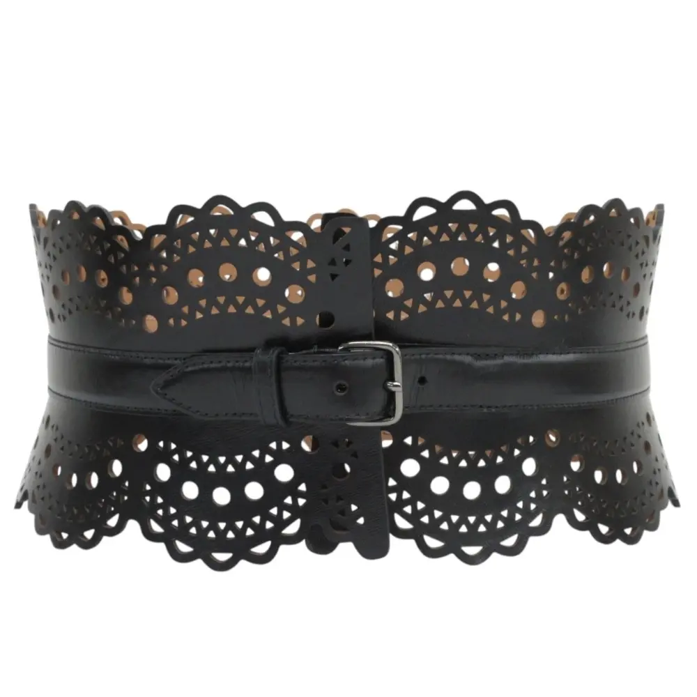 ALAIA アライア Vienneウェーブ レザー カットワーク コルセットベルト ビスチェベルト 箱付き 65cm ブラックの買取実績【2024年8月】