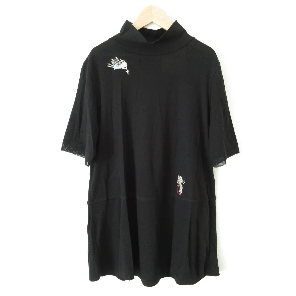 ALBEROBELLO オレボレブラ アルベロベロ ぶたさん 刺繍 ハイネック 五