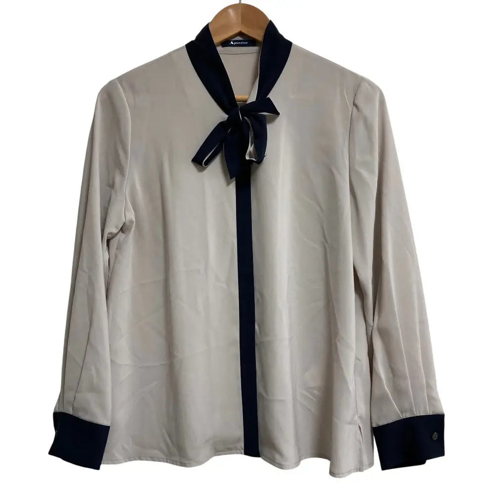 Aquascutum アクアスキュータム ボウタイ ロングスリーブ プルオーバー ブラウス シャツ 10 グレージュの買取実績【2026年4月買取】