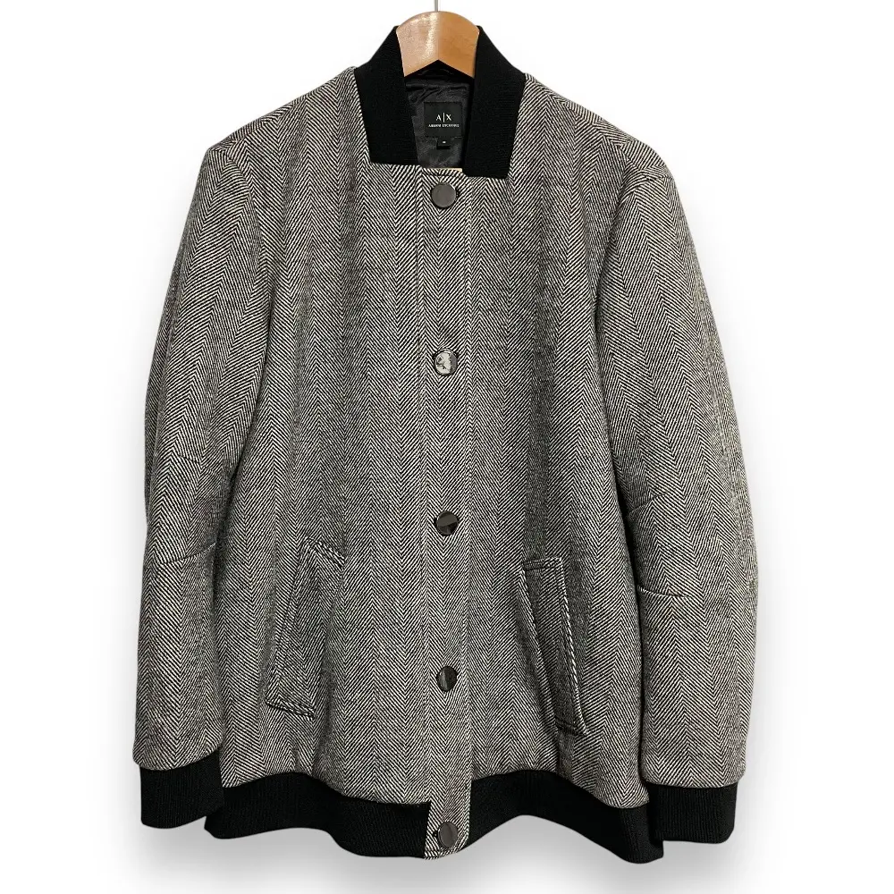 21SS A|X ARMANI EXCHANGE アルマーニエクスチェンジ ヘリンボーン柄 ブルゾン ジャケット M グレーの買取実績【2024年8月買取】