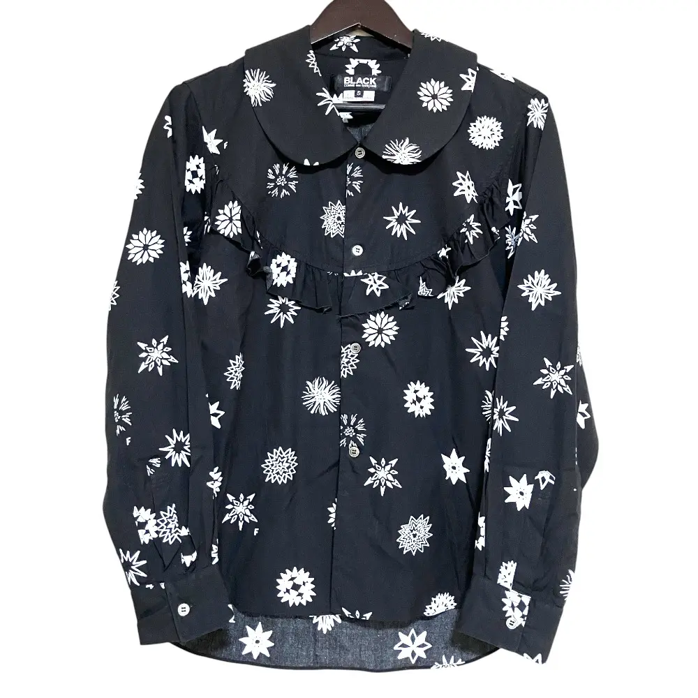 BLACK COMME des GARCONS ブラック コムデギャルソン AD2023 総柄 長袖 フリルシャツ ブラウス 1M-B010 S ブラック ホワイト