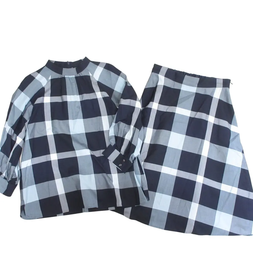 BLUE LABEL CRESTBRIDGE ブルーレーベル クレストブリッジ ７分袖 チェックブラウス スカート セットアップ 36 ネイビーの買取実績【2025年4月買取】