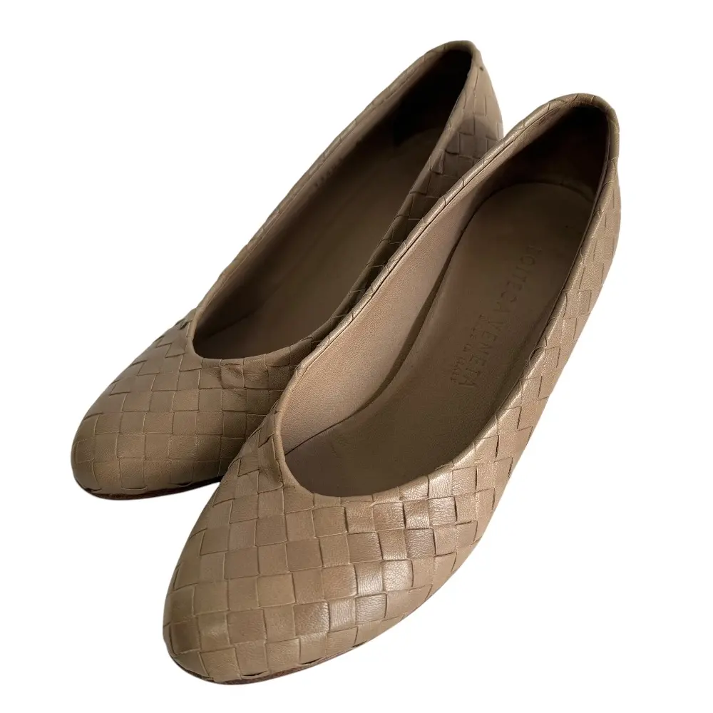 Bottega Veneta ボッテガヴェネタ イントレチャート レザー 編み込み アーモンドトゥ パンプス 36.5 23.5cm相当 ベージュ