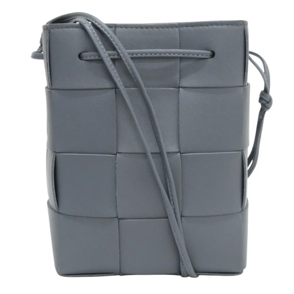BOTTEGA VENETA ボッテガヴェネタ スモールカセット イントレチャート クロスボディ バケットバッグ ショルダーバッグ グレー