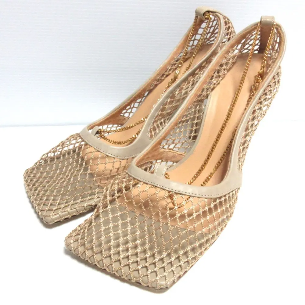 BOTTEGA VENETA ボッテガヴェネタ メッシュ スクエアトゥ チェーン ストレッチ パンプス 37.5 24.0cm相当 グレージュ