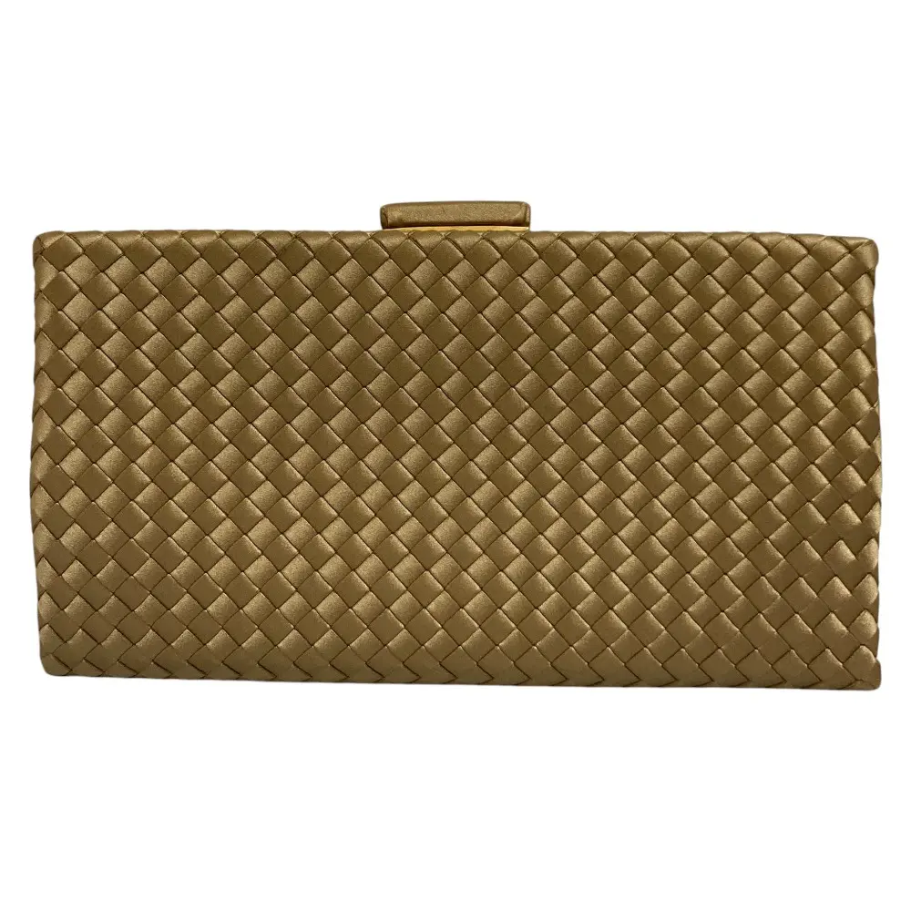 BOTTEGA VENETA ボッテガヴェネタ サテン イントレチャート クラッチバッグ ベージュの買取実績【2026年5月買取】