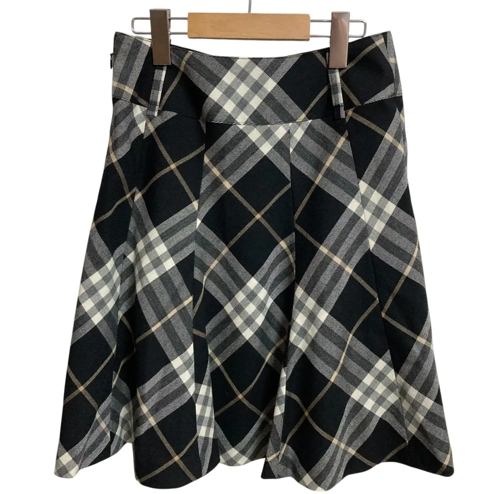 BURBERRY BLUE LABEL バーバリーブルーレーベル ノバチェック スカート