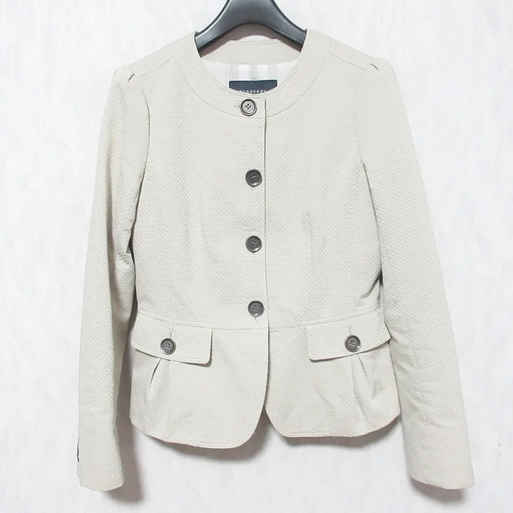 BURBERRY LONDON バーバリーロンドン ノーカラージャケット B1E25-690-40 サイズ38 ベージュ系