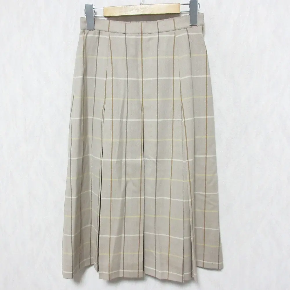 BURBERRY バーバリー ヴィンテージ チェック柄 ウール100％ ミモレ丈 ボックスプリーツスカート 9AB2 グレージュの買取実績【2024年10月買取】