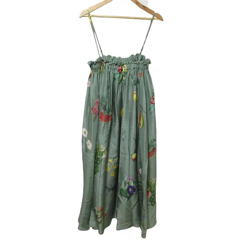クリーニング済 23AW CABaN キャバン シルク BLOOMIN' ART プリントフレアスカート キャミソールワンピース F グリーンの買取実績【2025年8月買取】