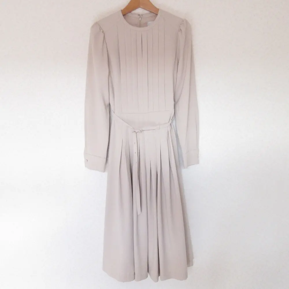 CELFORD セルフォード バックサテンタックプリーツワンピース 長袖 ベルテッド ミディドレス CWFO191036 36 ベージュ
