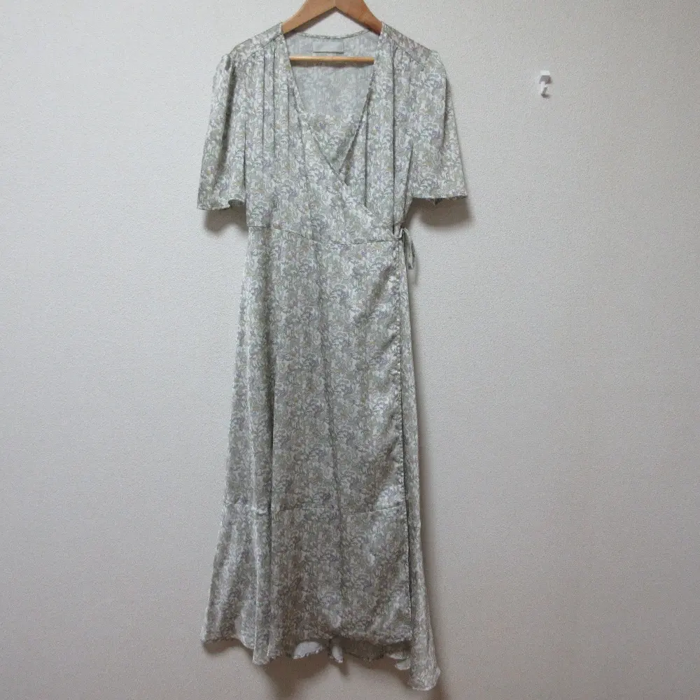 CELFORD セルフォード 小花柄カシュクールワンピース ショートスリーブ ロングドレス CWFO202002 38 ホワイト