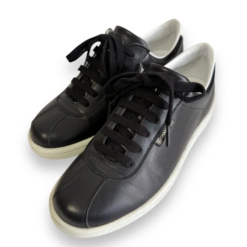 CHANEL シャネル スポーツ レザー ローカットスニーカー 35 1/2 22.5cm相当 ブラック×ホワイト