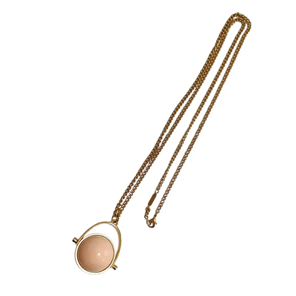 Chloe クロエ カボションストーン チェーン ペンダント ネックレス アクセサリー ゴールドカラー×ピンクの買取実績【2025年9月買取】