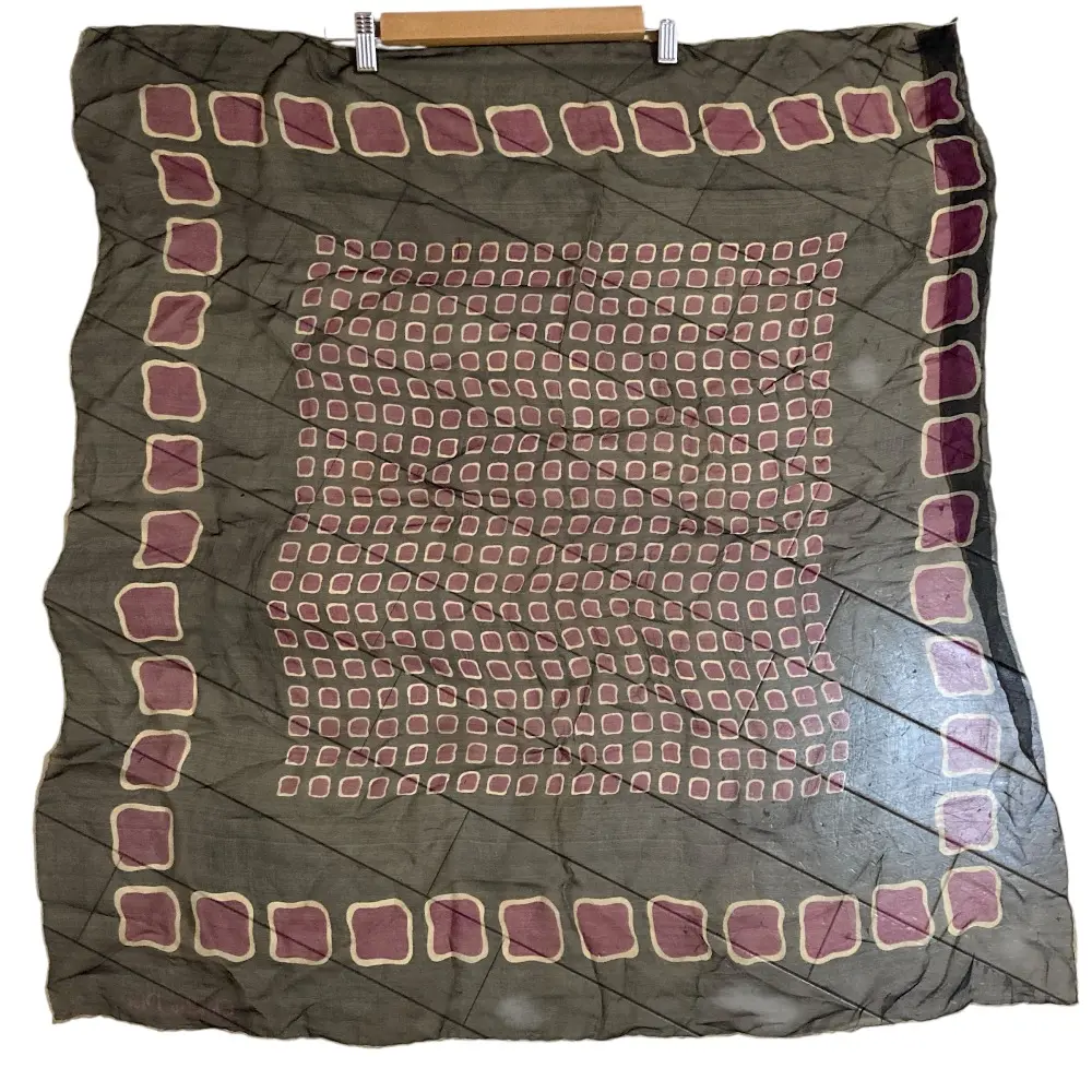 Christian Dior クリスチャンディオール シルク100％ 花柄 フローラル