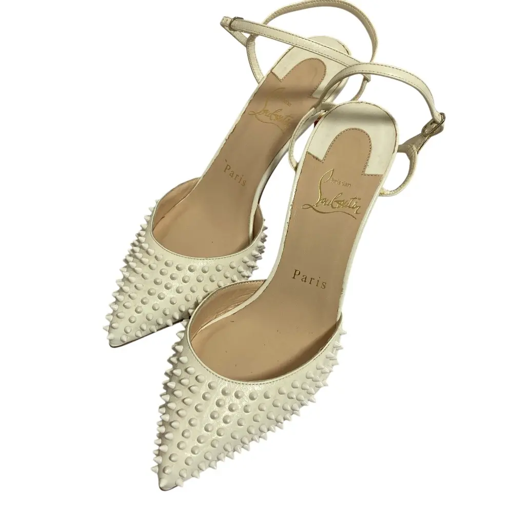 Christian Louboutin クリスチャンルブタン スタッズ装飾 アンクルストラップパンプス サイズ36 23cm相当 ホワイト
