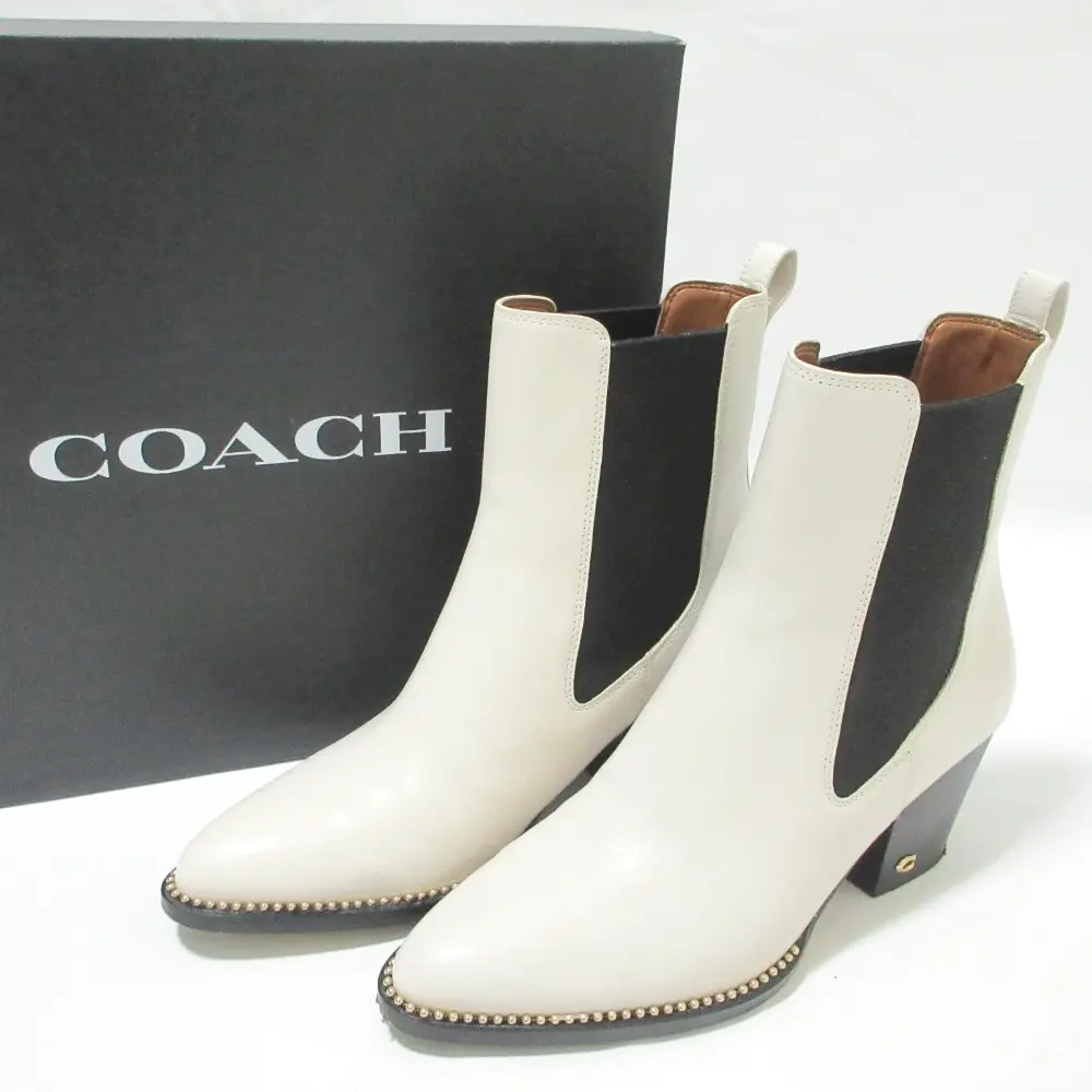 COACH コーチ ピアス ブーティ レザー ポインテッドトゥ サイドゴア ショートブーツ CC786 US8 25cm相当 チョークカラー