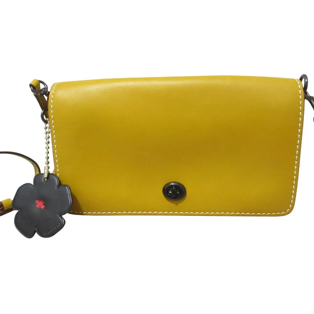 COACH コーチ ディンキー クロスボディー レザー ショルダーバッグ 20215 イエローの買取実績【2026年2月買取】