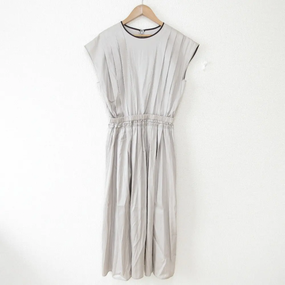 CYCLAS シクラス シルクブレンド フレンチスリーブ ロング マキシ丈 フレア ドッキングワンピース 34 グレージュ