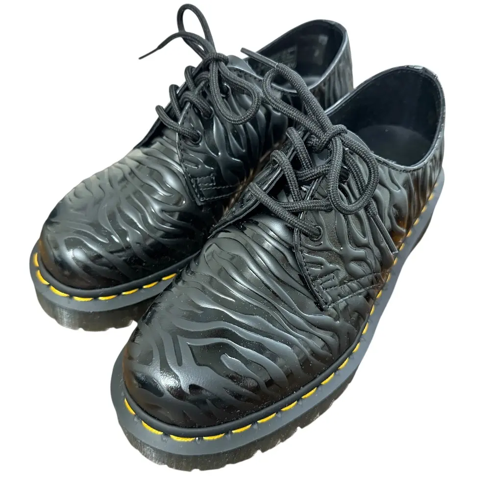 Dr.Martens ドクターマーチン 1461 BEX ZEBRA GLOSS EMBOSS SMOOTH シューズ サイズUK5 24cm相当 ブラックの買取実績【2025年5月買取】