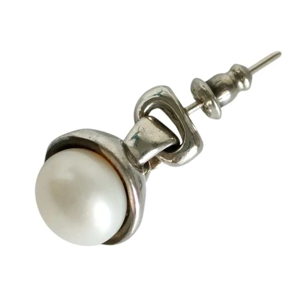 e.m イーエム パール SV925 片耳ピアス アクセサリー シルバーの買取実績【2025年11月買取】