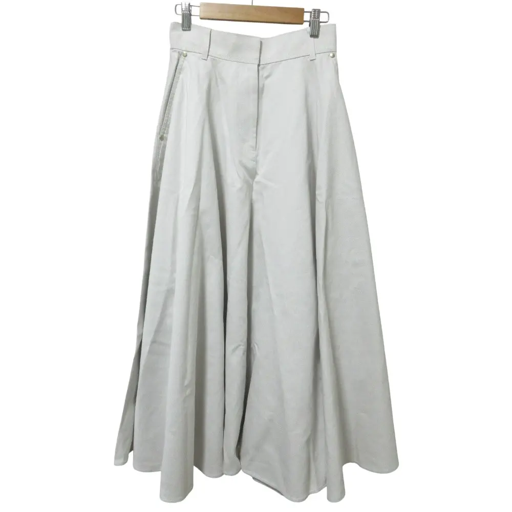 エブール（ebure）スカートの高価買取ならリブラ宅配買取がおすすめ