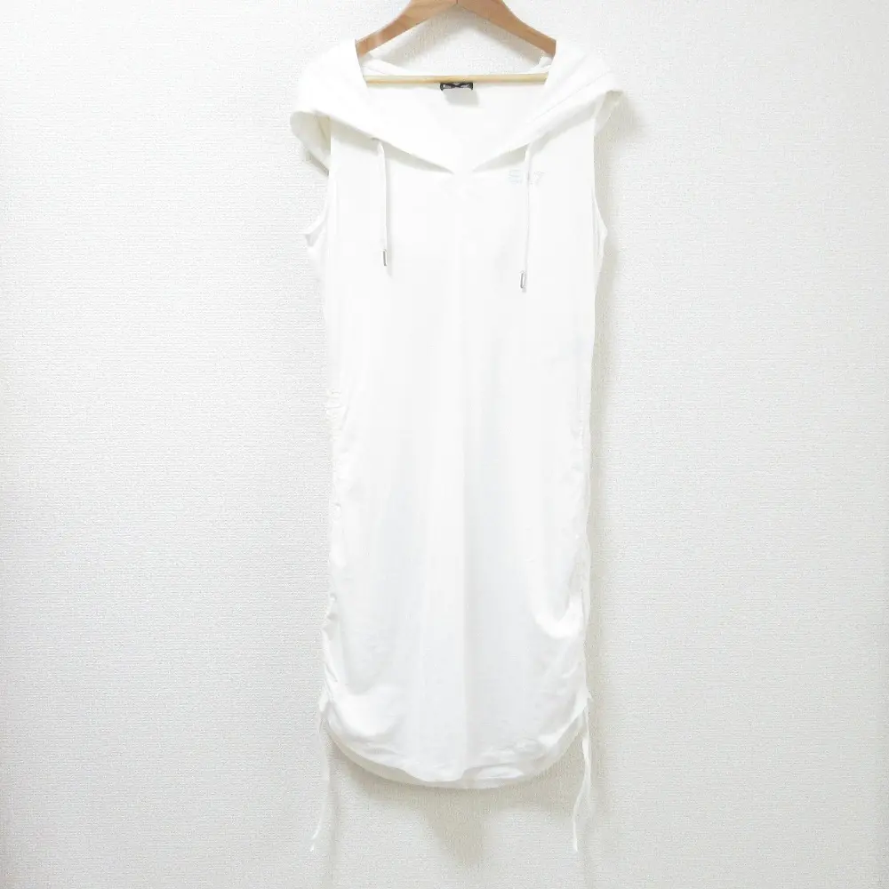 EA7 EMPORIO ARMANI エンポリオアルマーニ ロゴ サイドギャザー ひざ丈 ノースリーブ フーデッド ワンピース Sサイズ ホワイト