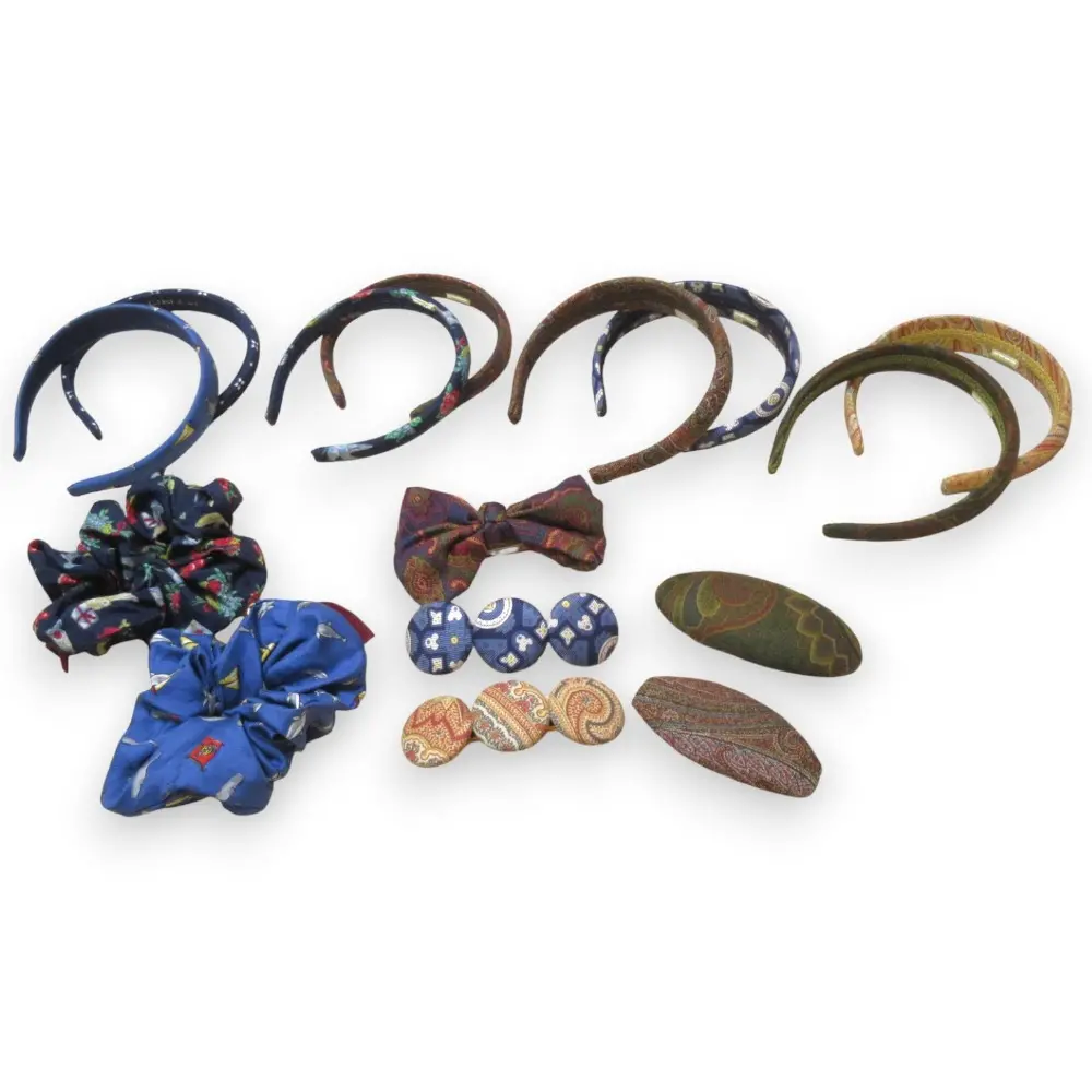 ETRO エトロ 総柄 カチューシャ バレッタ シュシュ ヘアアクセサリー 15点セット まとめ売りの買取実績【2025年3月買取】