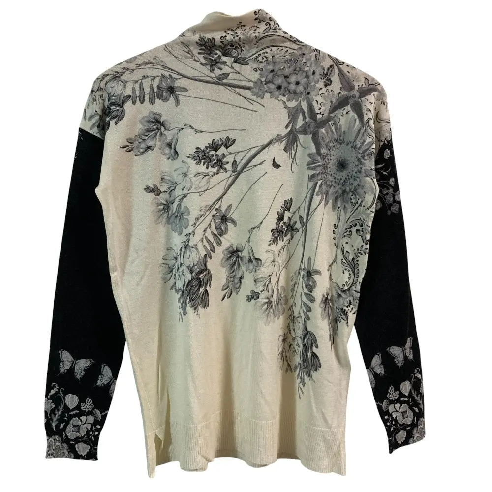 ETRO エトロ シルクカシミヤ ボタニカル柄 ハイネック ニット プルオーバー カットソー サイズ40 ホワイト ブラックの買取実績【2025年11月買取】