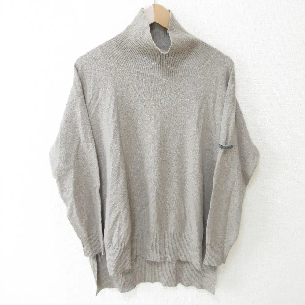 新作美品　FABIANA FILIPPI ファビアナ　モニーレ　ニット　トップス ファビアナ フィリッピ ホワイトニットモニーレFABIANA FILIPPI - メルカリ