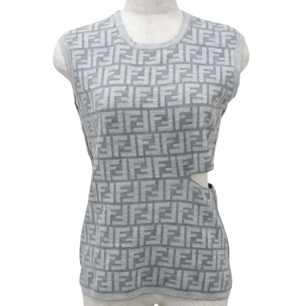 クリーニング済み 23SS FENDI フェンディ ズッカ柄 カットアウト リバーシブル ノースリーブ ウール カットソー トップス 42 グレー