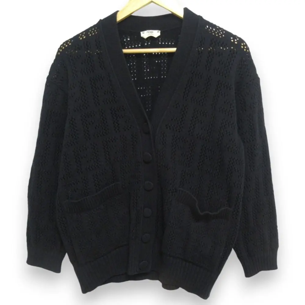 FENDI フェンディ 2020年モデル FF柄 ズッカ柄 パンチング加工 Vネック ニット カーディガン FZC866 AF4T サイズ36 ブラック