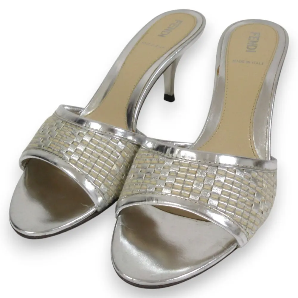 FENDI フェンディ ヒールロゴ ミュール サンダル 36.5 約23.5cm シルバー