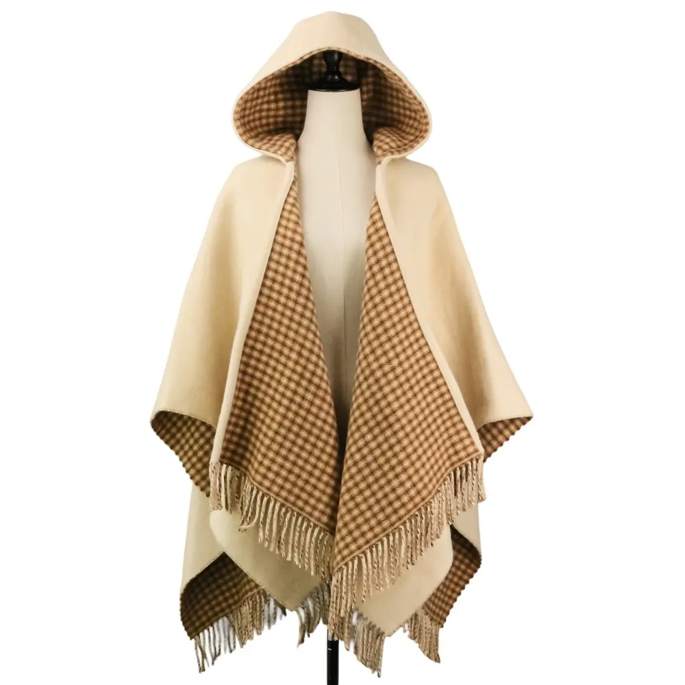 FENDI フェンディ カシミアブレンド フード付ケープ ストール FXX722 AHR1 サイズTU ベージュの買取実績【2025年12月買取】
