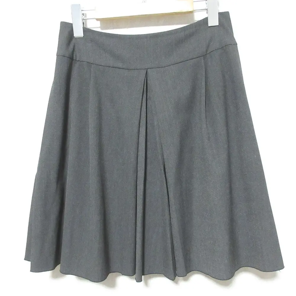FOXEY NEW YORK フォクシーニューヨーク ひざ丈 センタータック フレアスカート 26690 40 グレー
