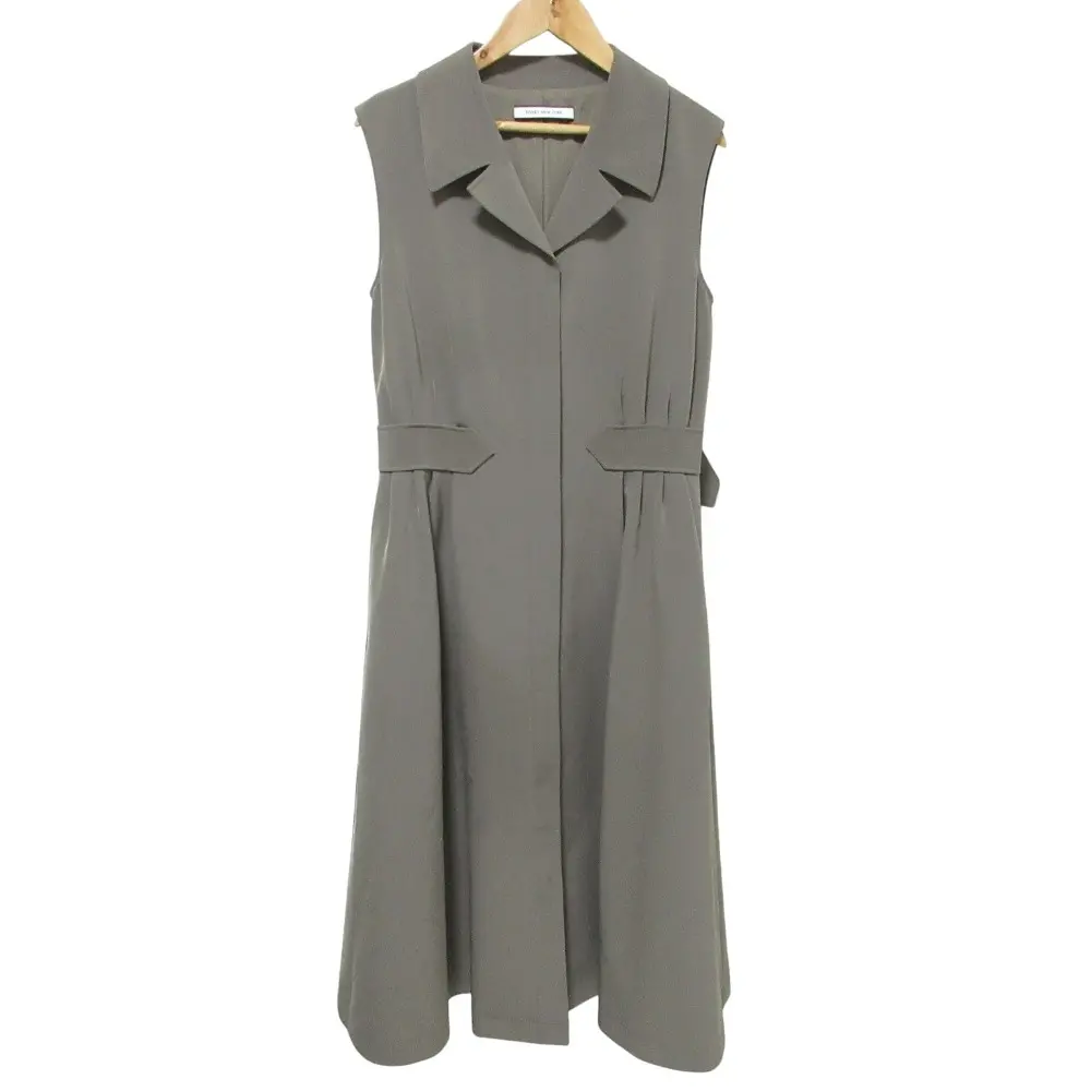 FOXEY NEW YORK フォクシーニューヨーク ノースリーブ フレアシャツ