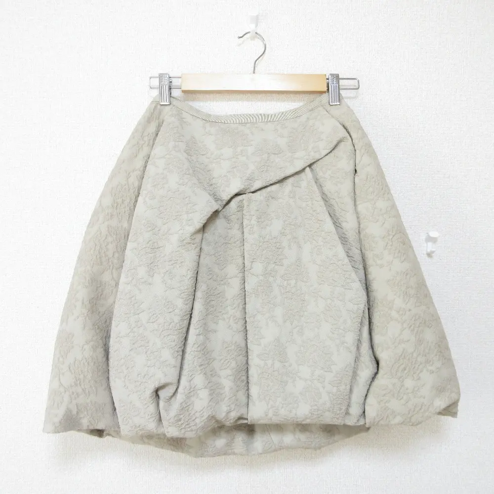 美品 FOXEY フォクシー ジャガード ひざ丈 バルーン ダウンスカート 32127 38 ベージュ