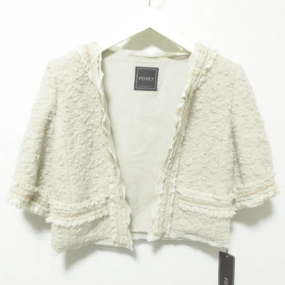FOXEY フォクシー フロントオープン 半袖 ショート丈 ノーカラー ブークレツイード ジャケット ボレロ 28742 40 ベージュ