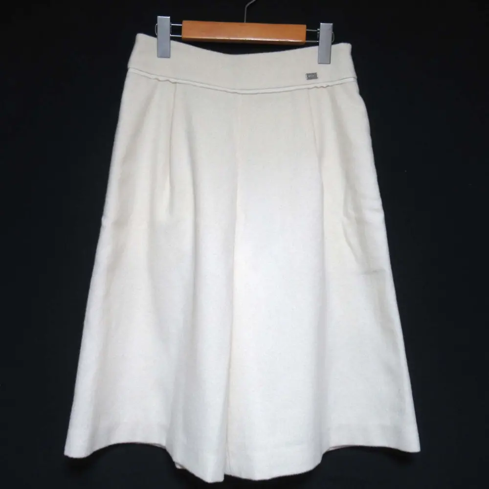 FOXEY フォクシー Pants Rosalie ロザリー ハーフパンツ ショートパンツ 43905 サイズ40 アイボリー