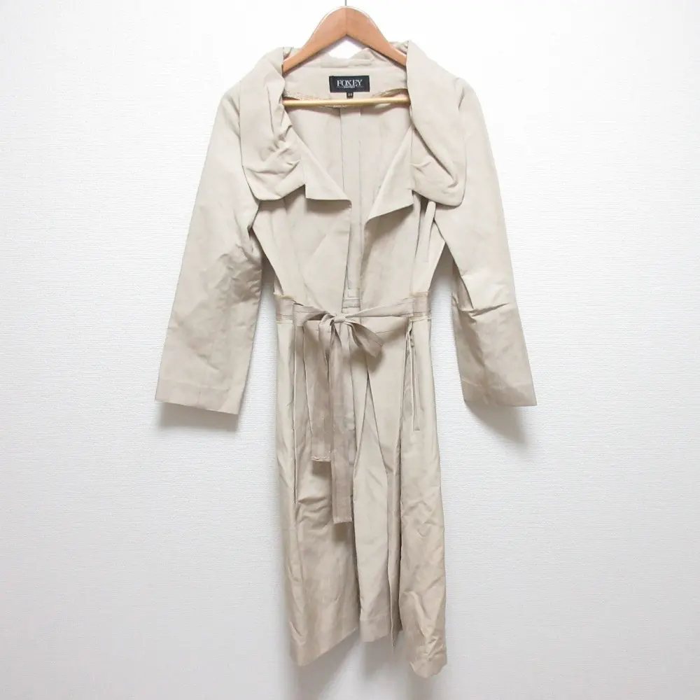 FOXEY フォクシー ビッグカラー シルク ラップコート サイズ38 ベージュ