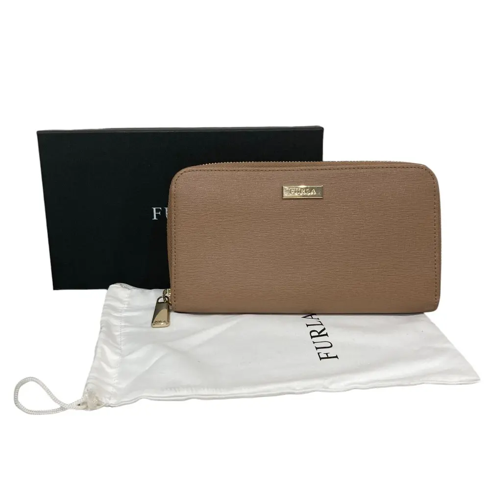 FURLA フルラ ラウンドファスナー メタルロゴ 長財布 ロングウォレット ベージュ