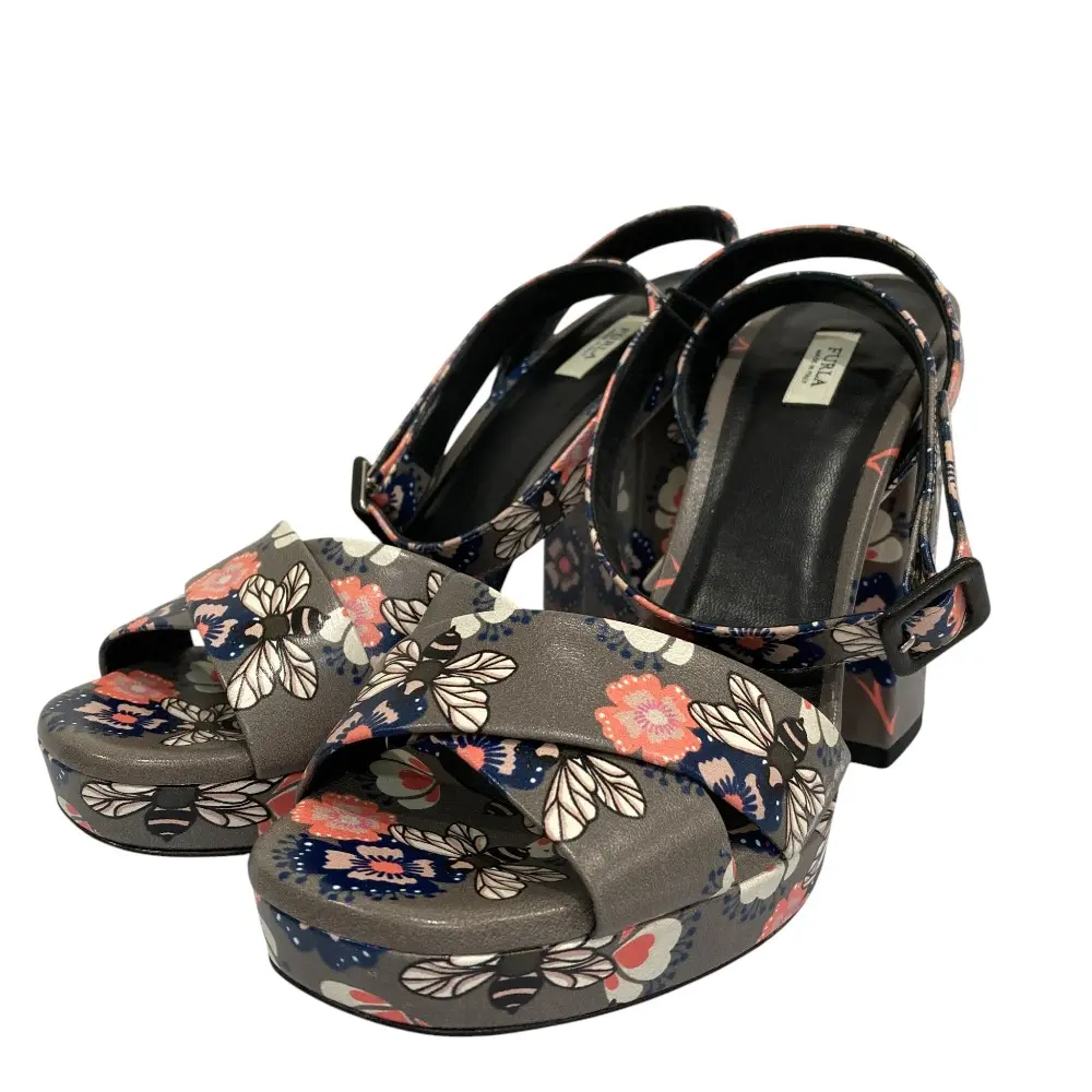 FURLA フルラ 花柄 アンクルストラップ サンダル サイズ38 約24cm グレーの買取実績【2025年4月買取】