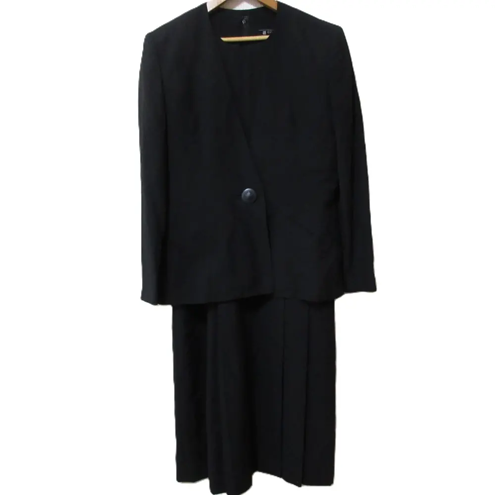 GIVENCHY ジバンシィ ノーカラージャケット+プリーツワンピース フォーマル スーツ セットアップ サイズ10 ブラック