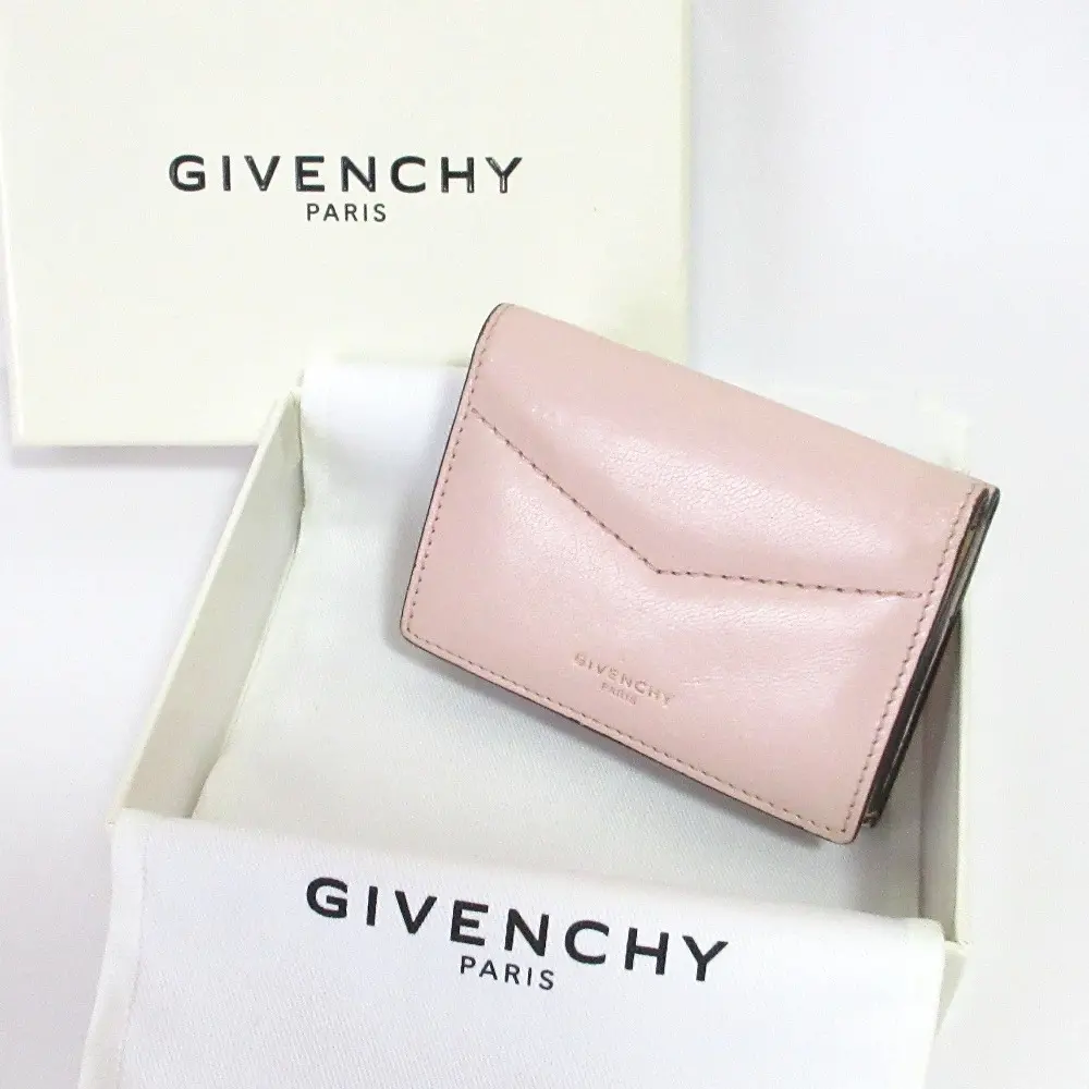 GIVENCHY ジバンシィ レザーコンパクトウォレット 三つ折り財布 ピンク
