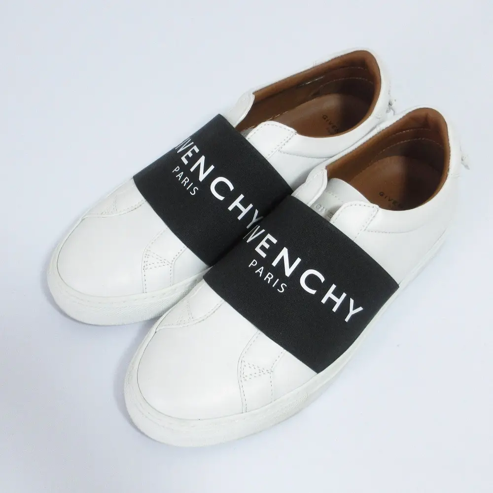 GIVENCHY ジバンシィ アーバン ストリート ロゴ スリッポンスニーカー 37 23.5cm相当 ホワイトの買取実績【2025年8月買取】