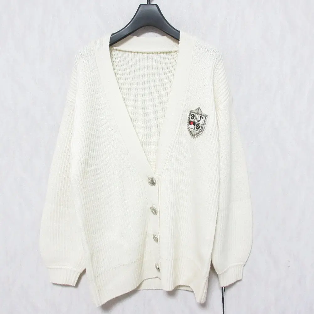 23AW Grace Class グレースクラス グレースコンチネンタル Vネック ビジューエンブレムカーディガン 0223453140 36 ホワイト