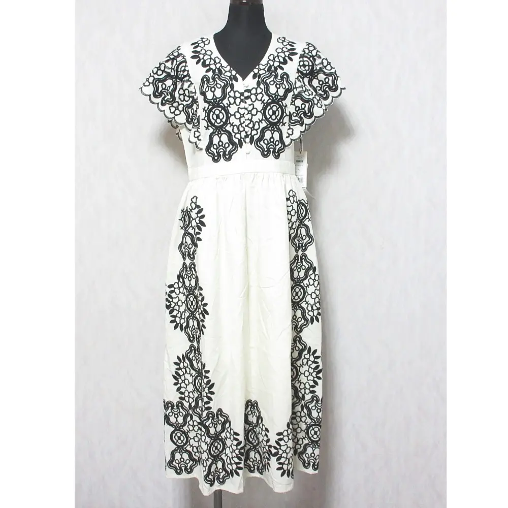 24SS GRACE CONTINENTAL グレースコンチネンタル バイカラー刺繍コットンワンピース 0124231021 36 ホワイト